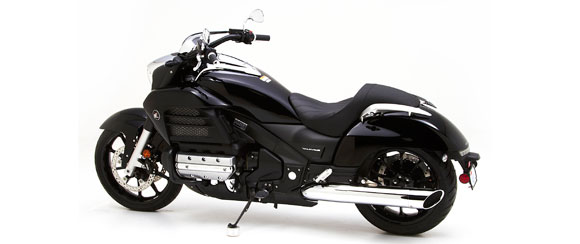 CORBIN INTRODUCES GUNFIGHTER SADDLE FOR 2014 HONDA GOLD WING VALKYRIE