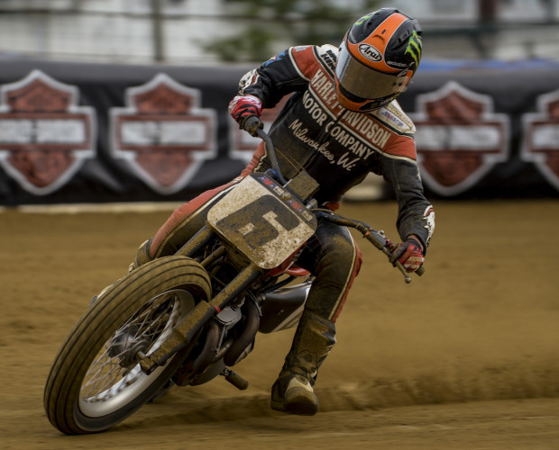 BRAD BAKER RACES FACTORY HARLEY TO VICTORY AT INDY MILE