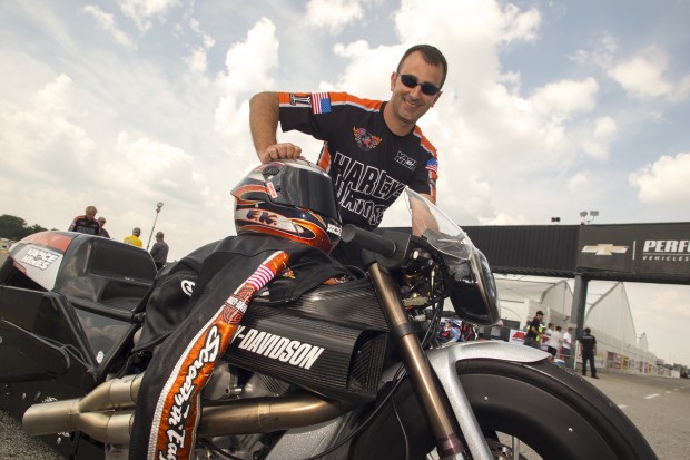 HARLEY V-ROD RACERS LEAD PRO STOCK MOTORCYCLE FIELD HEADING INTO NHRA COUNTDOWN PLAYOFFS