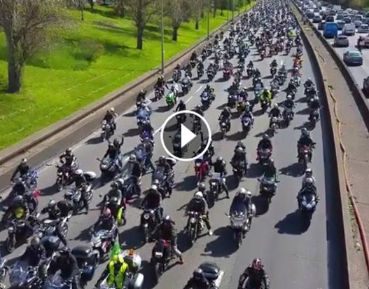 Now that’s how you roll. Thousands of bikers ride down the highway