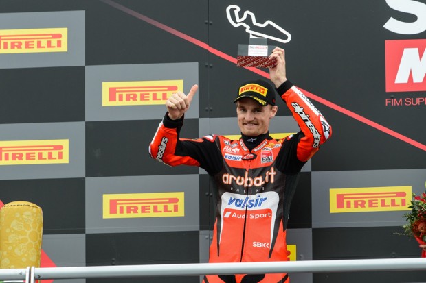 The Aruba.it Racing – Ducati team on the podium in Race 1 at Aragon with Chaz Davies (2nd), 4th place for Melandri