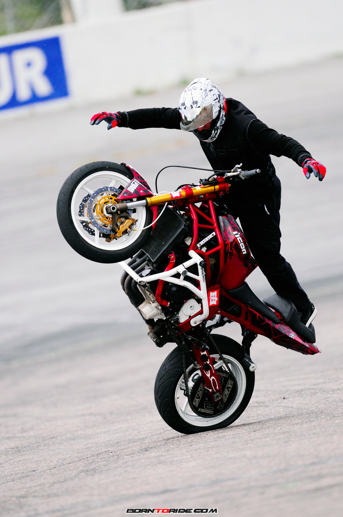 motorcycle-stunt-riding—born-to-ride-(54) | Born To Ride Motorcycle