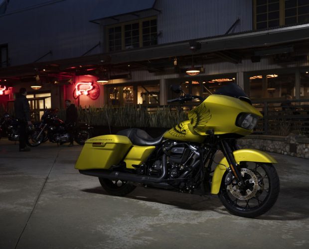 HARLEY-DAVIDSON DEBUTS SPECIAL EDITION PAINT FOR ROAD GLIDE® SPECIAL MODEL