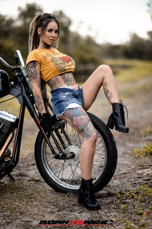 Biker Babe Velvet Queen Born To Ride Motorcycle Magazine Motorcycle Tv Radio Events